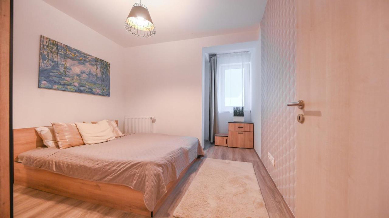 West Park Residence Apartment 布达佩斯 外观 照片