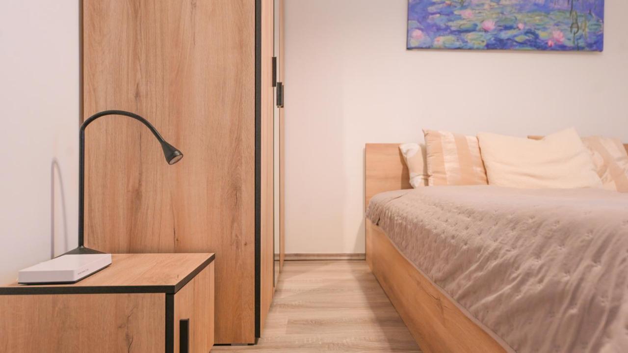 West Park Residence Apartment 布达佩斯 外观 照片